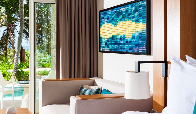 Swim Out Junior Suite